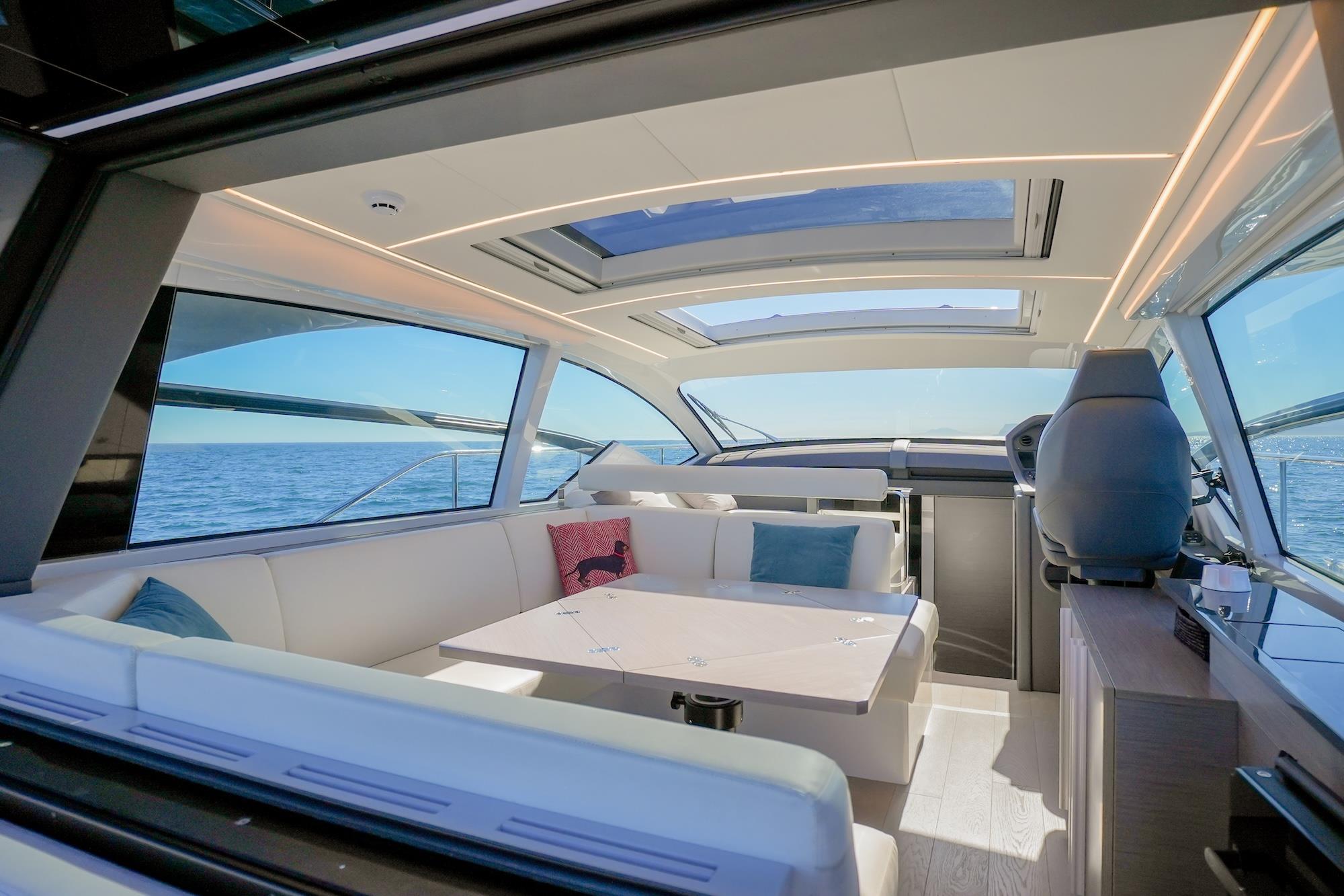 2024 PERSHING 5X 